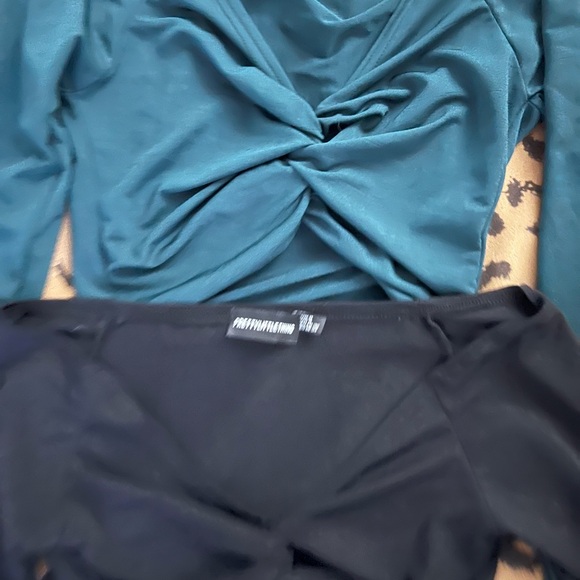 PrettyLittleThing Women's Off the Shoulder Tops - Picture 2 of 5